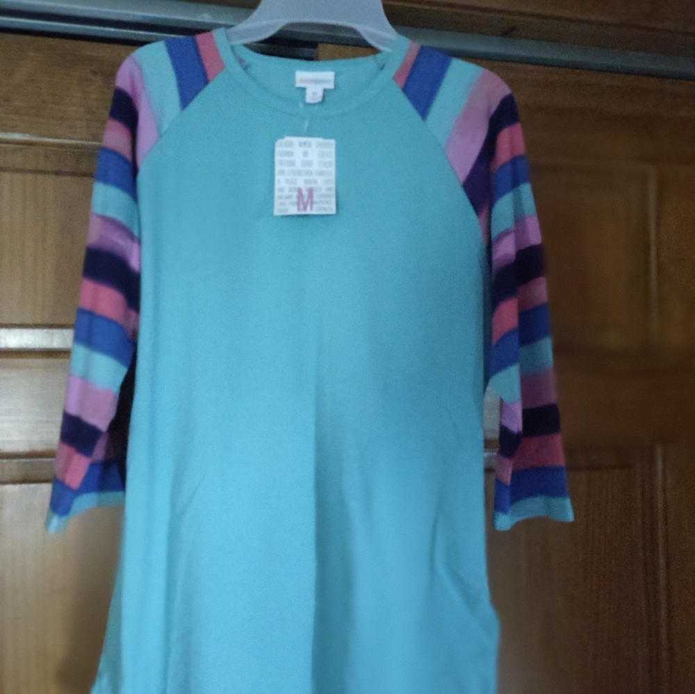 LuLaRoe Teal Top with Pink Accent